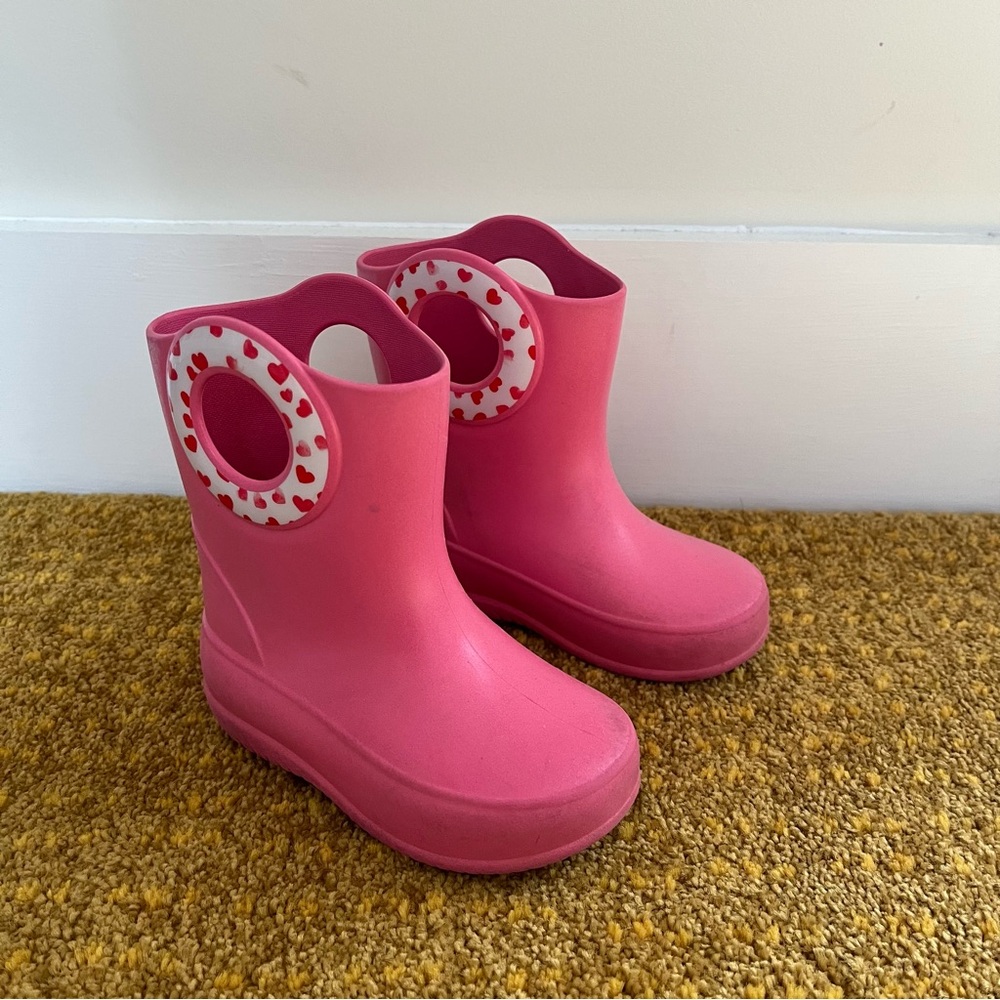 Okabashi pink rain boots baby/toddler size 6 machine washable wellies
